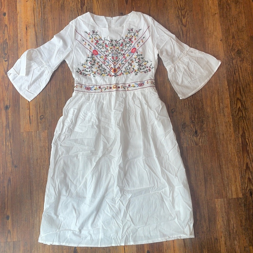 NWOT White Embroidered Dress